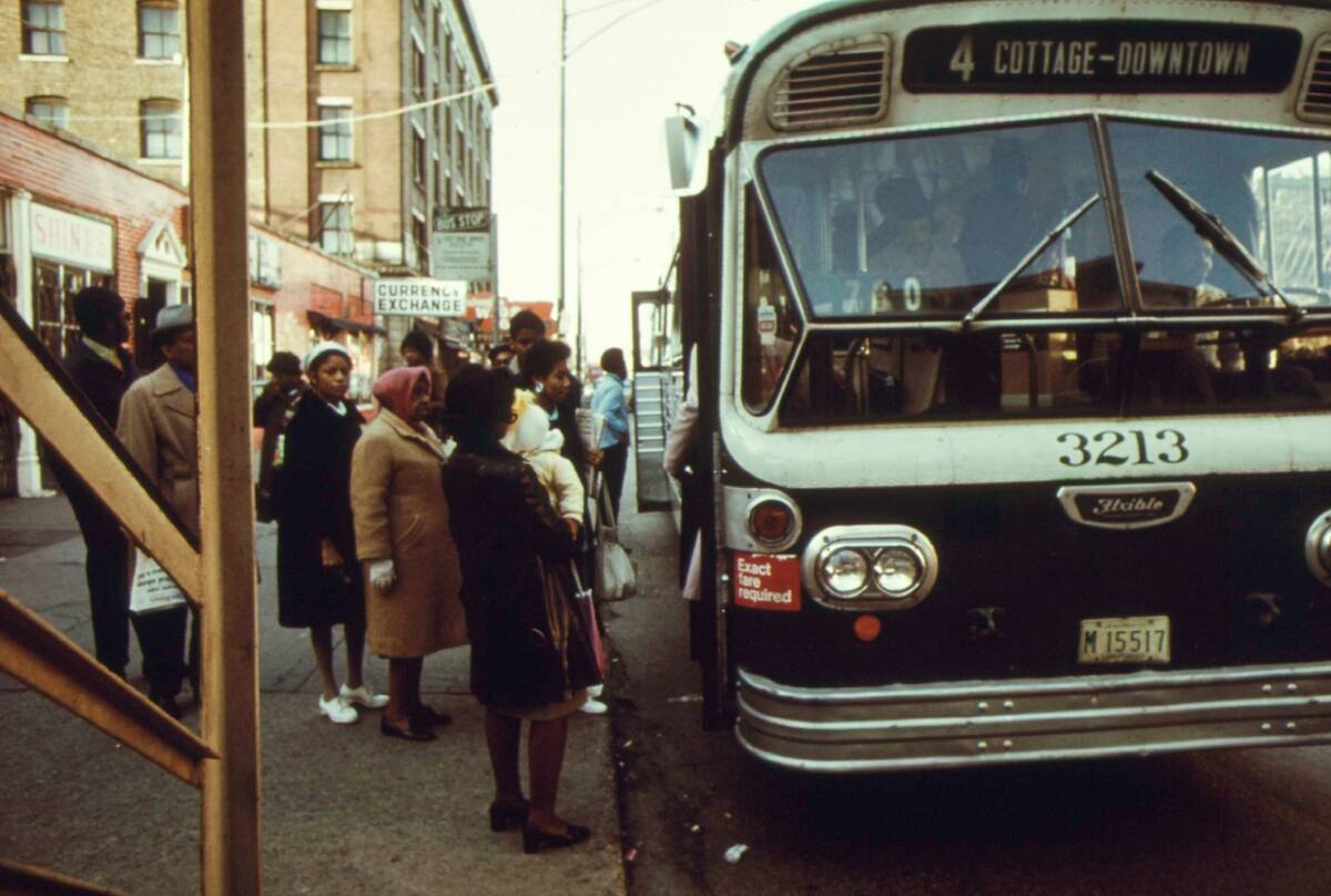 Chicago Bus Stop