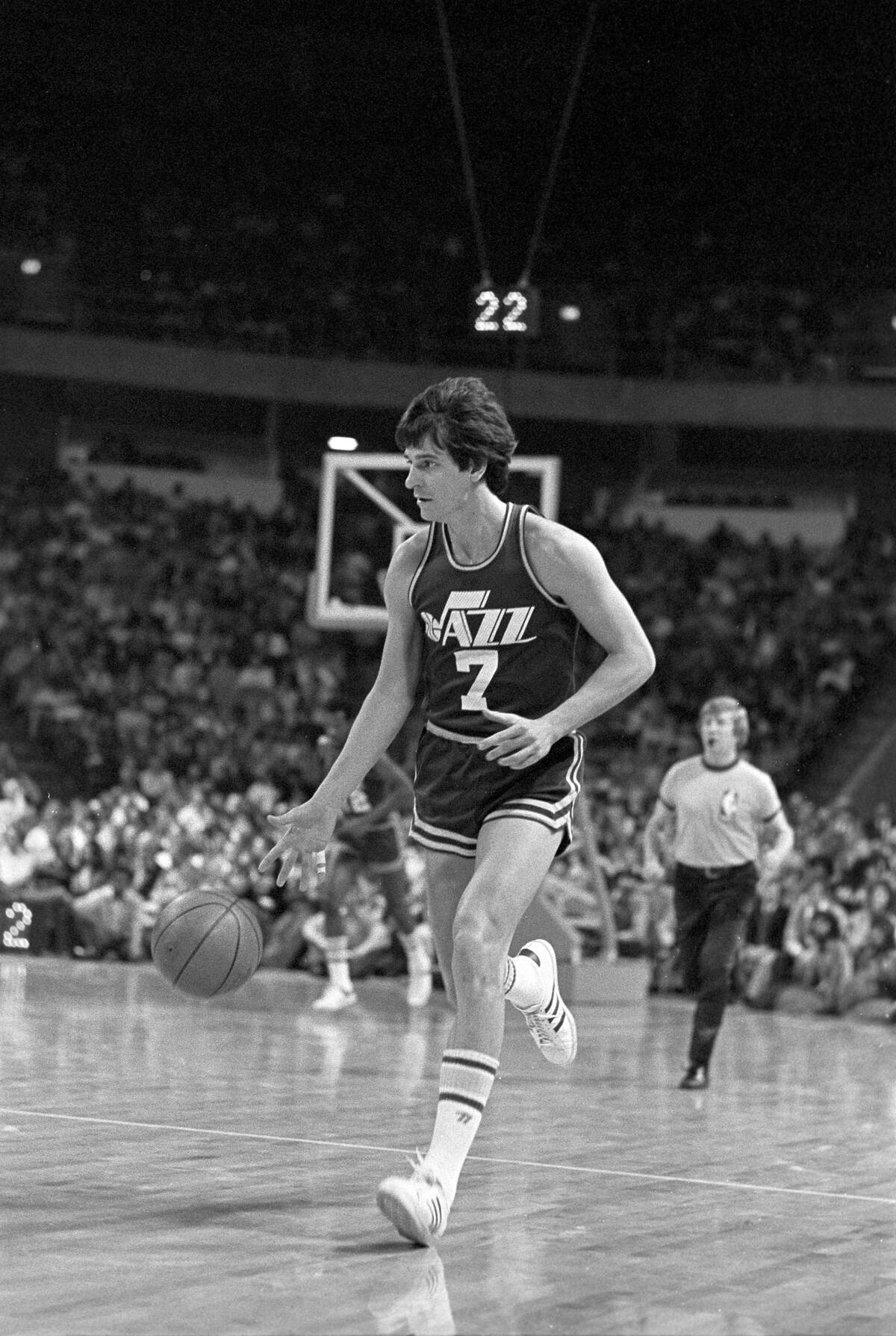 Denver Nuggets v New Orleans Jazz, 1-12-77