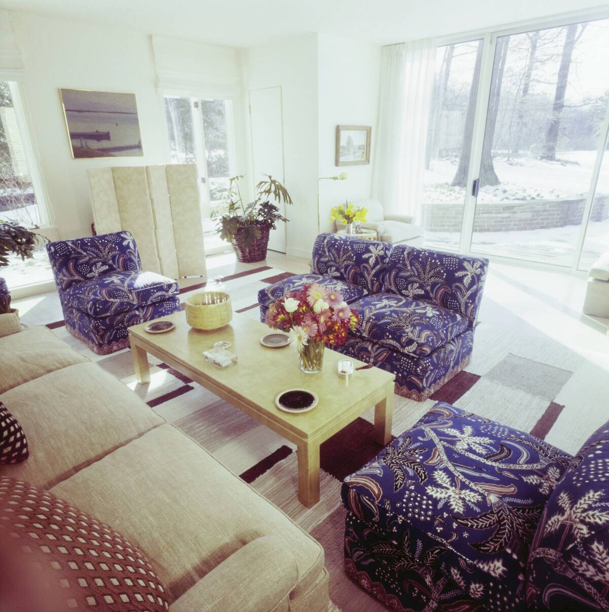 House & Garden, October 1974 - New England Home