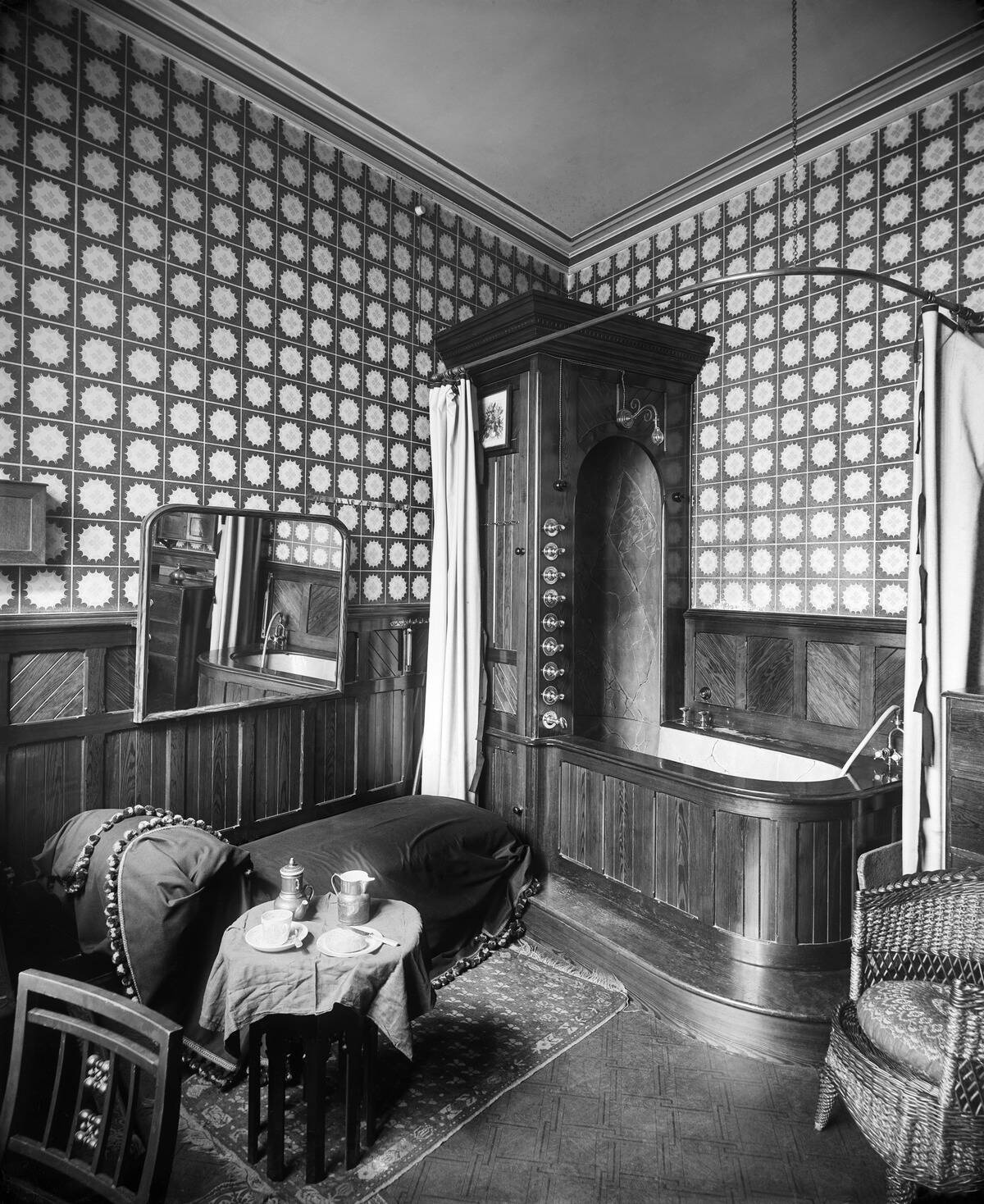 Victorian Bathroom Interior
