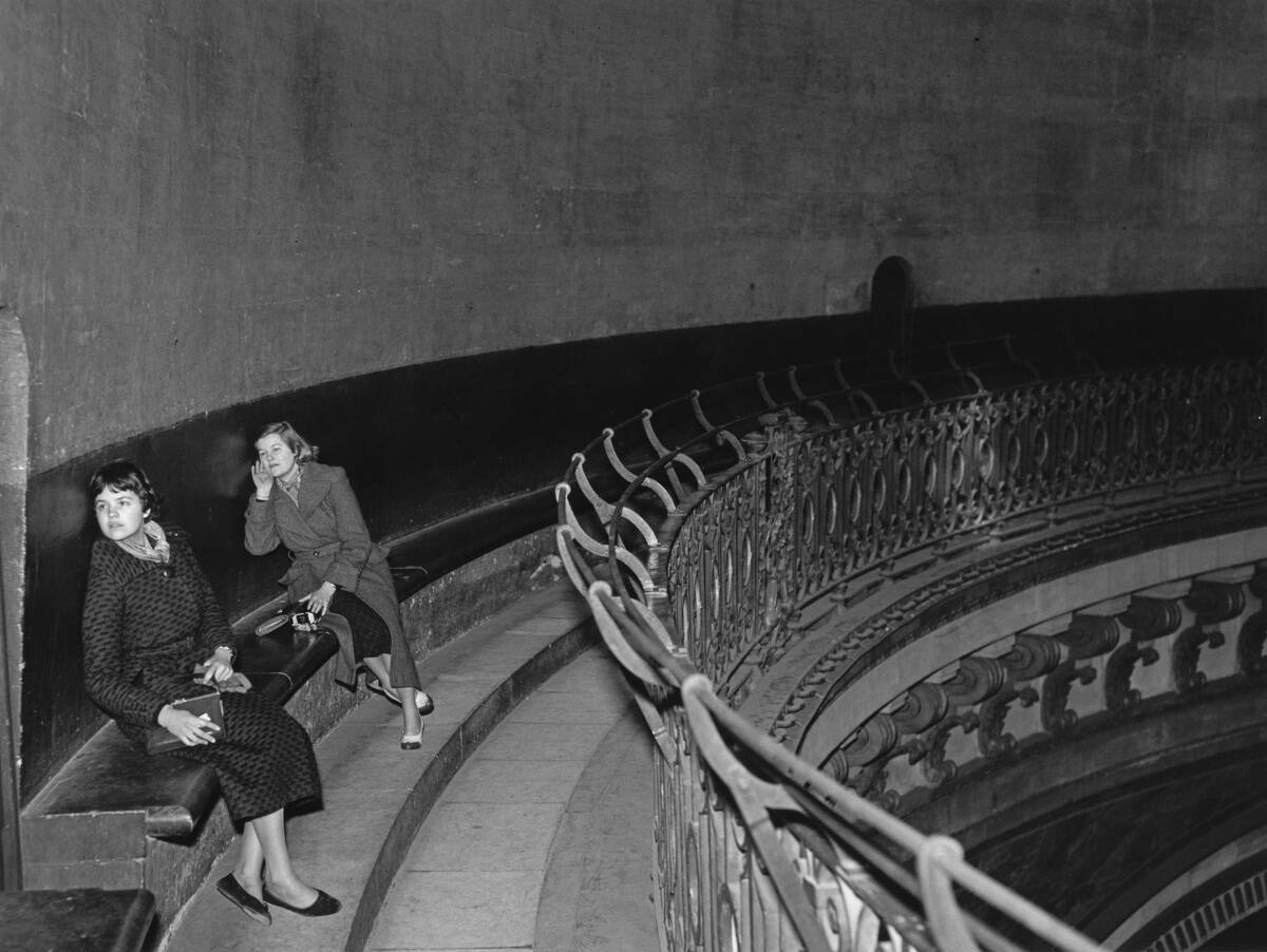 Whispering Gallery, St. Paul's Cathedral, Ludgate Hill, City Of London